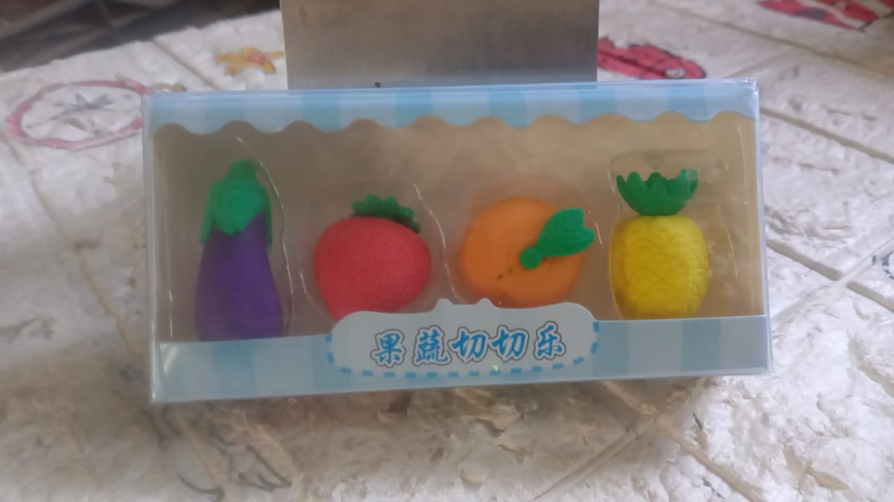 Mini Cute Vegetables and Fruits Erasers or Pencil Rubbers for Kids, 1 Set Fancy & Stylish Colorful Erasers for Children, Eraser Set for Return Gift, Birthday Party, School Prize, 3D Erasers (4 pc Set)
