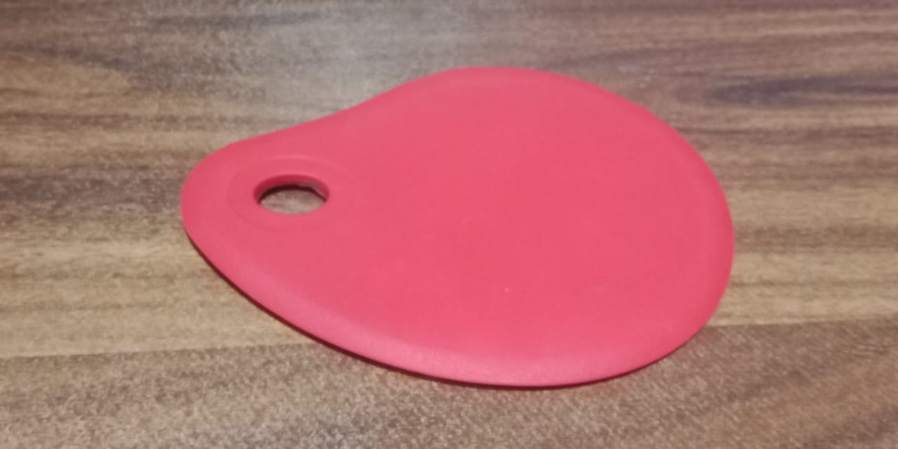 Silicone Cream Scraper Bread Cake Pastry Dough Slicer Hanging Cafe Kitchen Multi-Purpose Smooth Spatula Baking (1 Pc)