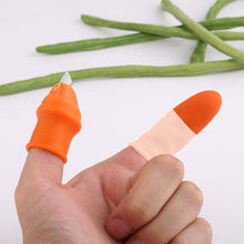 Handy thumb cutter with sharp blades for efficient vegetable preparation