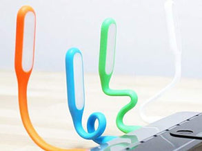 USB LED light lamp with flexible design.