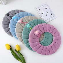 Plush toilet seat cover pad for winter, designed for softness and comfort